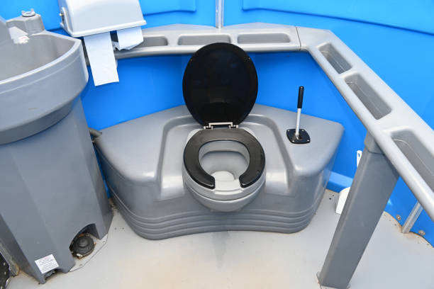 Best High-end porta potty rental  in Waverly, VA